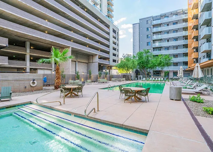 Prime Downtown Location W Gym Pool And Parking Phoenix