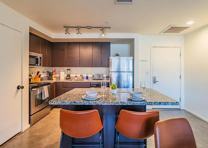 Prime Downtown Location W Gym Pool And Parking * Phoenix